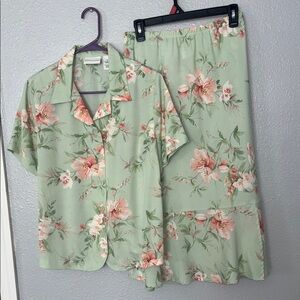 Alfred Dunner Green and Pink Two Piece Set with Floral Design